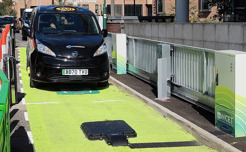 Wireless Charging Electric Taxi Trial Provides Key Learnings For Fleets