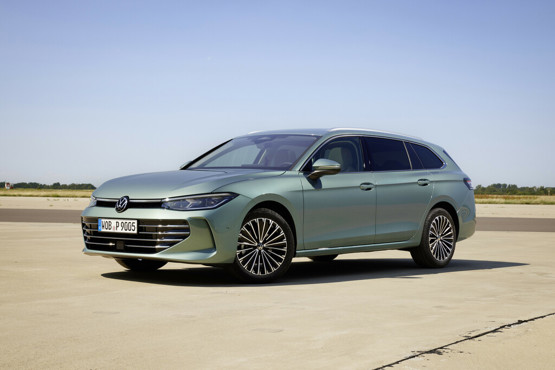 New Volkswagen Passat unveiled with two plug-in hybrid engines