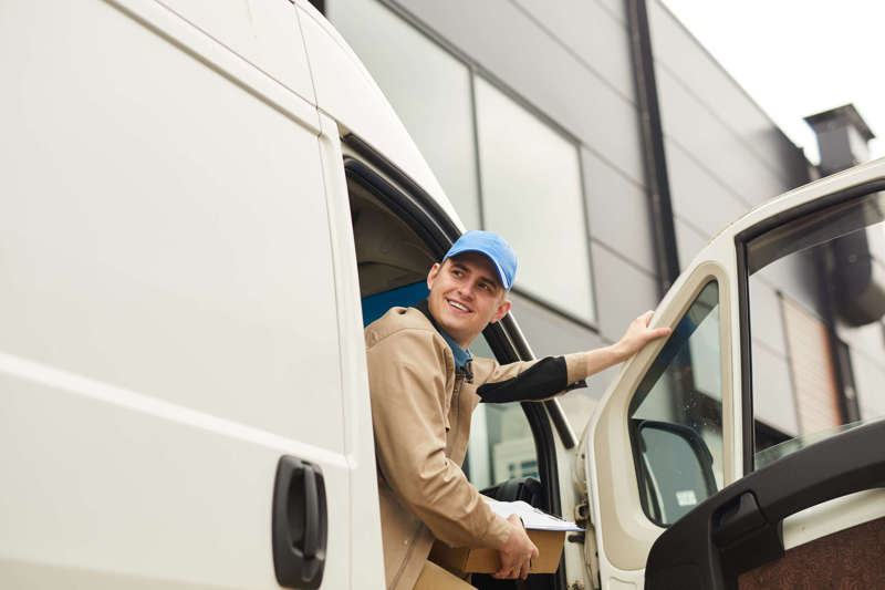Global campaign launched to improve commercial vehicle seat belt use