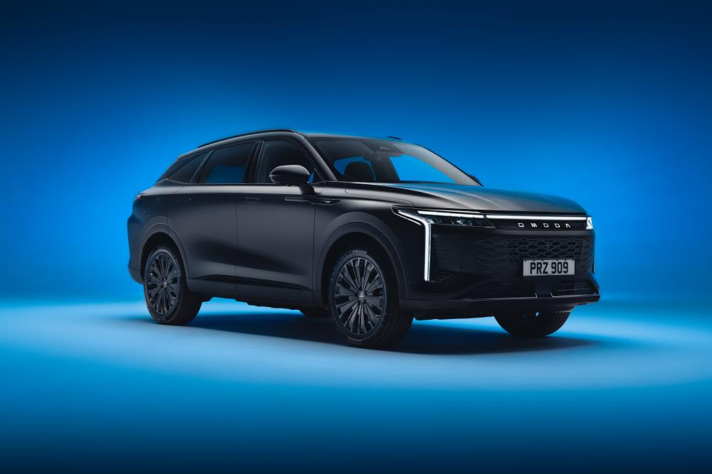 Omoda 9 updated with new features and trim option