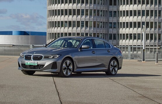  BMW Serie 3 eléctrico previsto para 2025 |  Fabricante