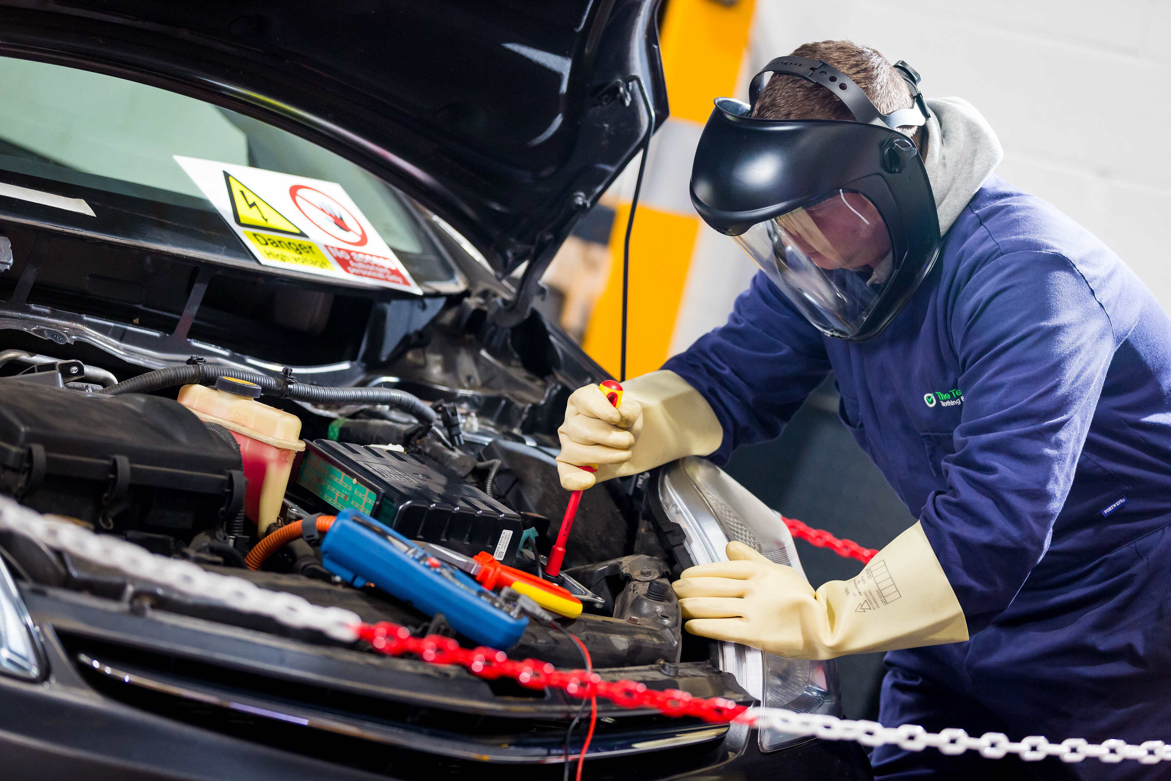 EV skilled workforce not ‘keeping pace’ with new vehicle sales