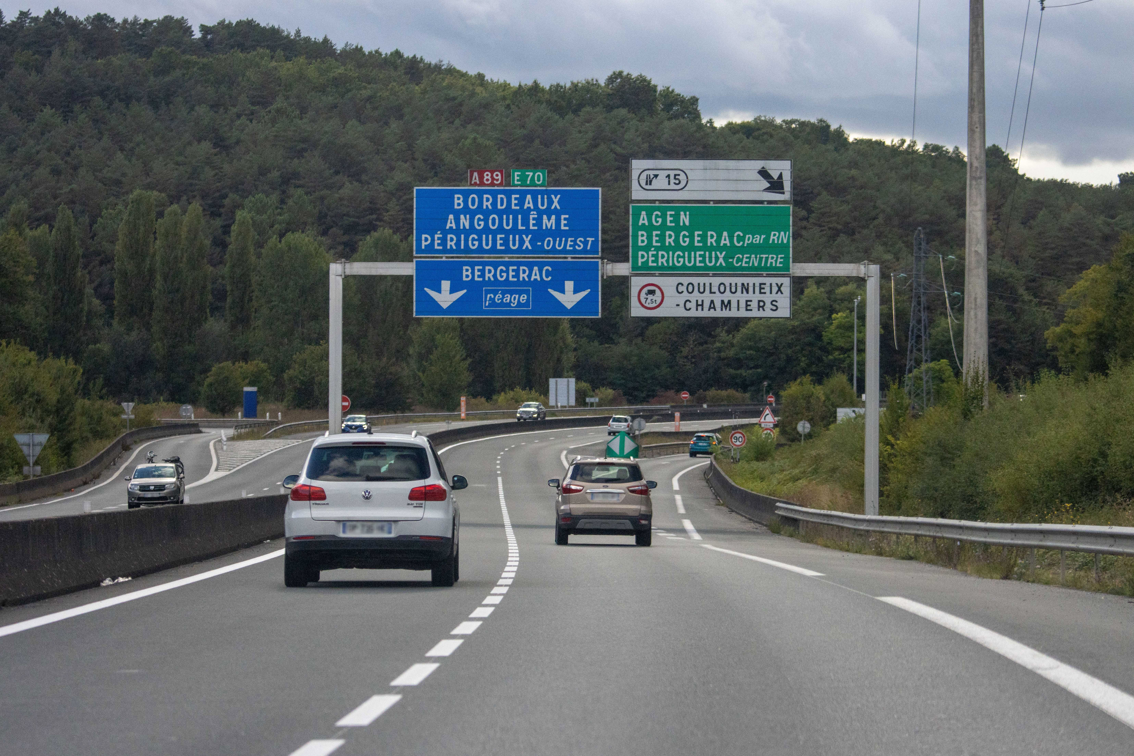 UK drivers warned about European road rules and fines