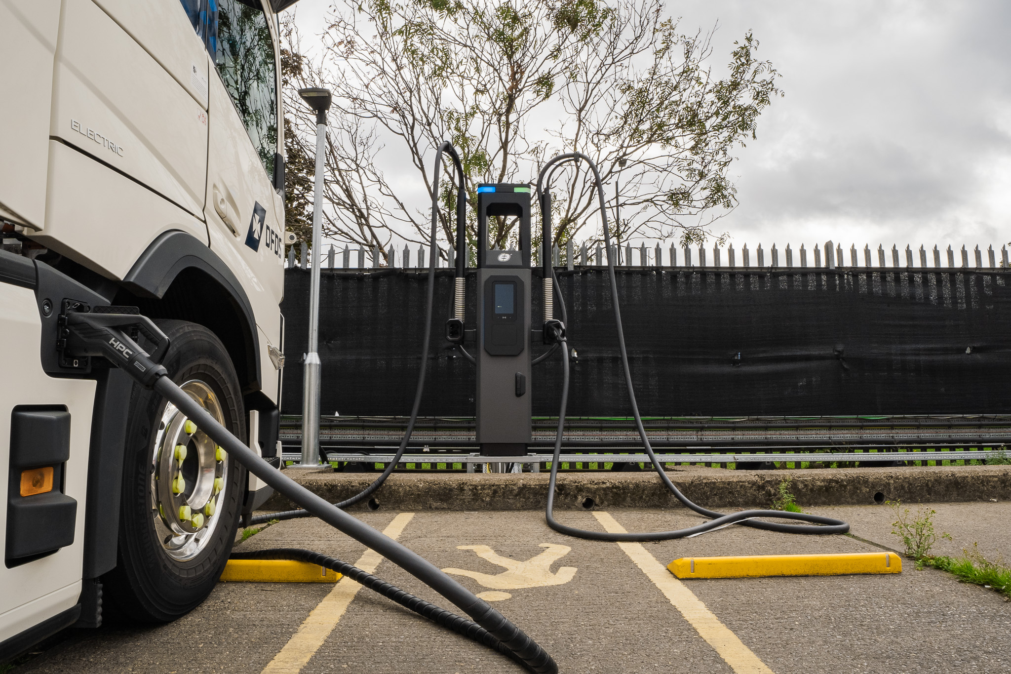 Government-backed project deploys first electric HGV