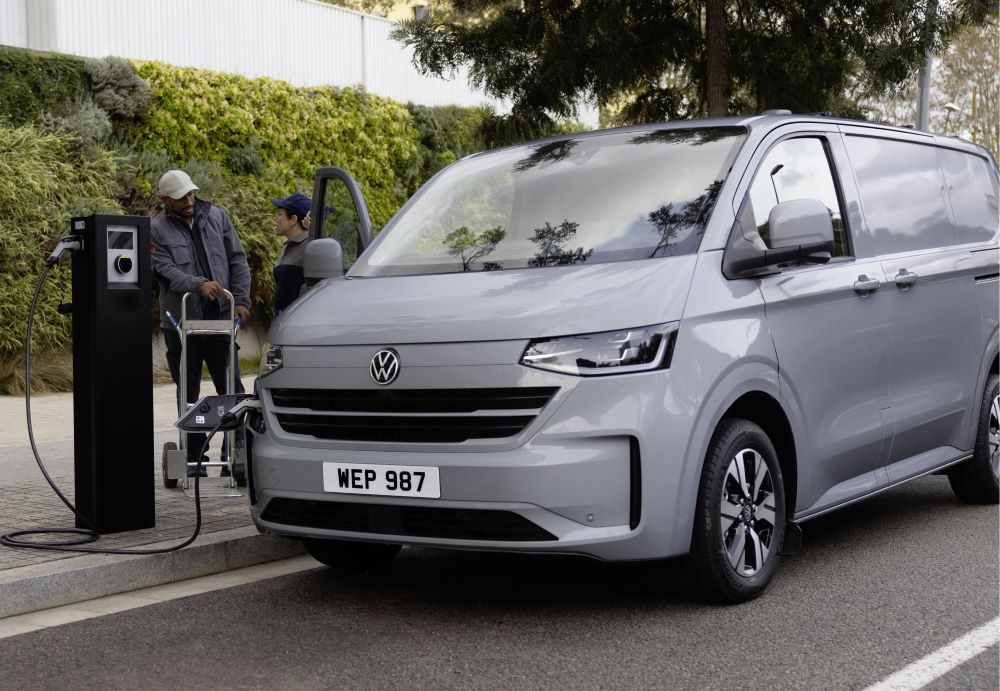 Prices revealed for first Volkswagen Transporter plug-in hybrid