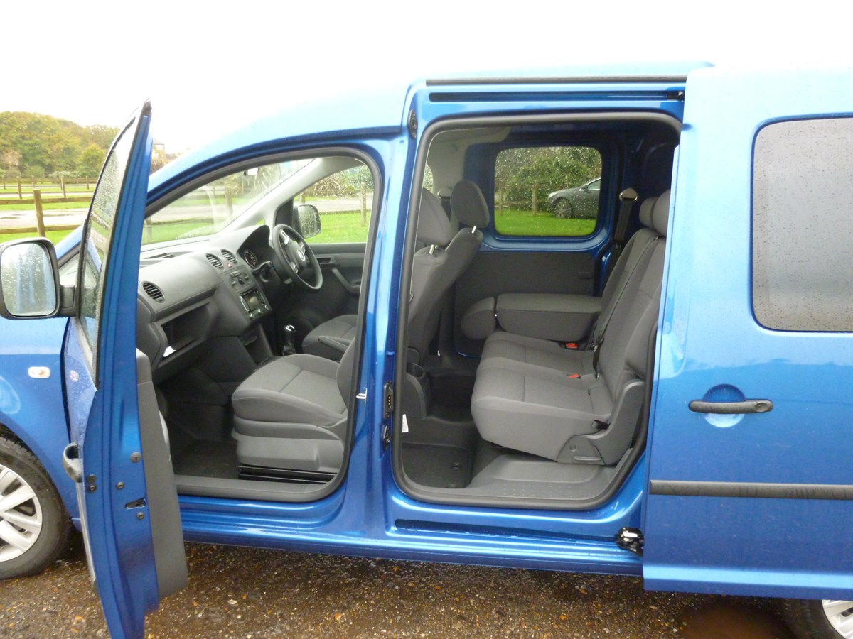 Verzending Disco Mogelijk Van review: Volkswagen Caddy Maxi Kombi 1.6-litre TDI 102 | People Carriers  and Minibuses