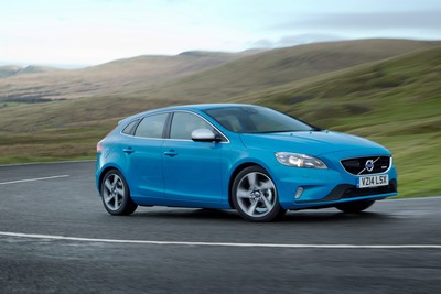 Low-CO2 190hp Drive-E joins Volvo V40 line-up