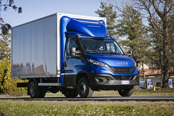 Iveco Daily Photos and Images & Pictures
